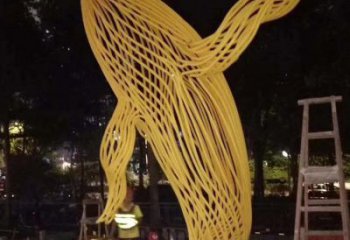 不銹鋼抽象鯨魚雕塑擺件